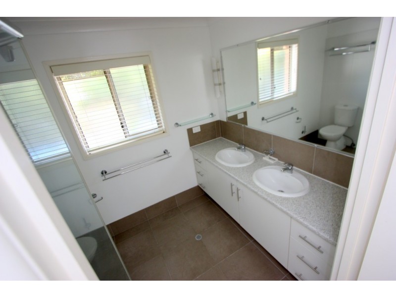 51 Spurs Drive, Wellington Point QLD 4160