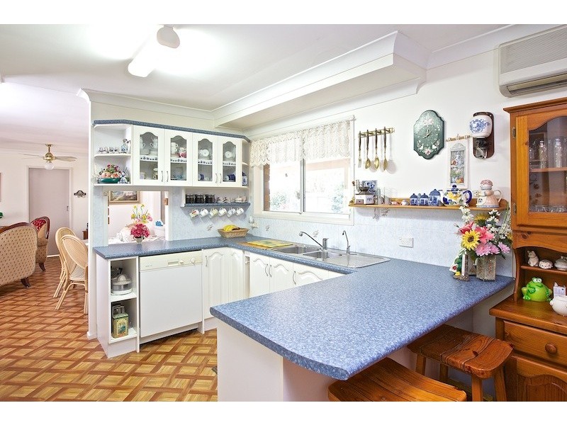 27 Mergowie Drive, Cleveland QLD 4163