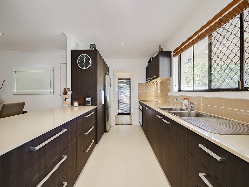 2 Weldon Street, Birkdale QLD 4159