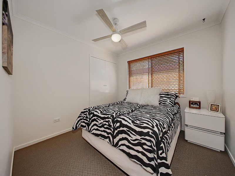 2 Weldon Street, Birkdale QLD 4159