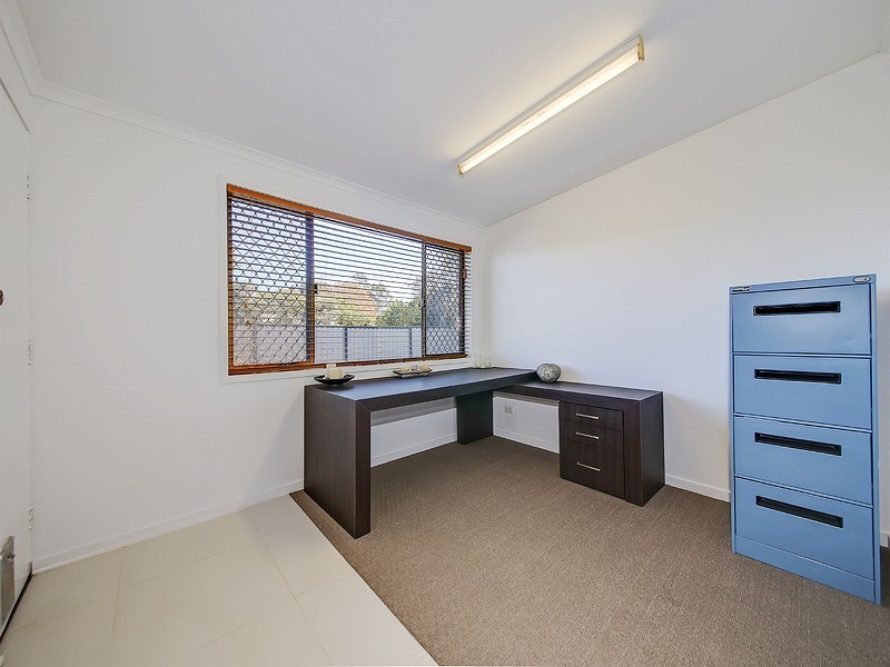 2 Weldon Street, Birkdale QLD 4159