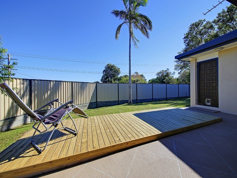 2 Weldon Street, Birkdale QLD 4159
