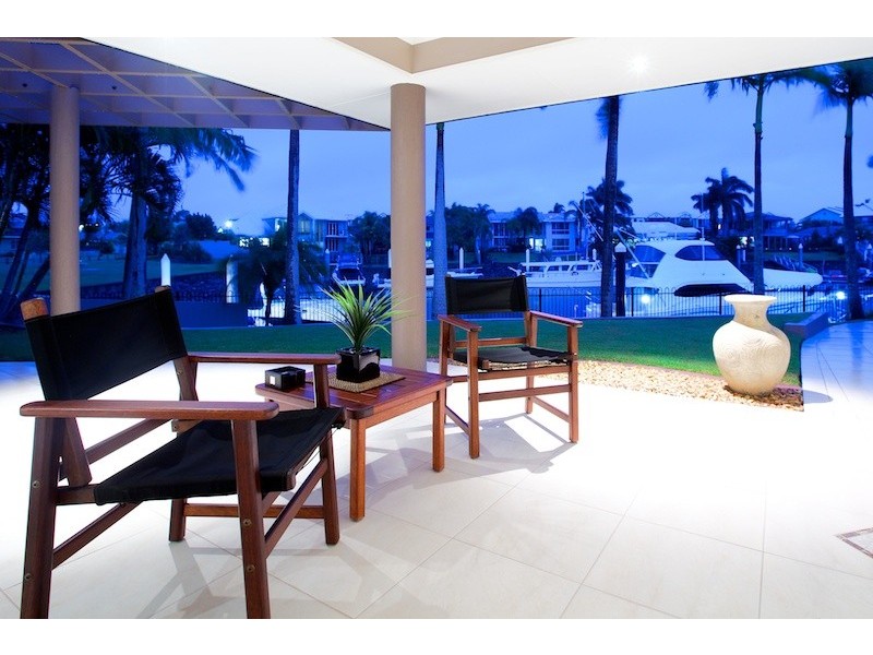 House 11, 16 Anchorage Drive, Raby Bay QLD 4163