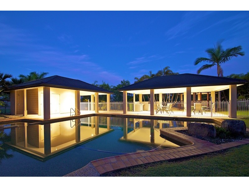 House 11, 16 Anchorage Drive, Raby Bay QLD 4163