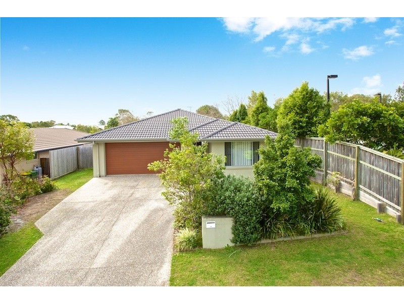 11 Brookvale Drive, Victoria Point QLD 4165