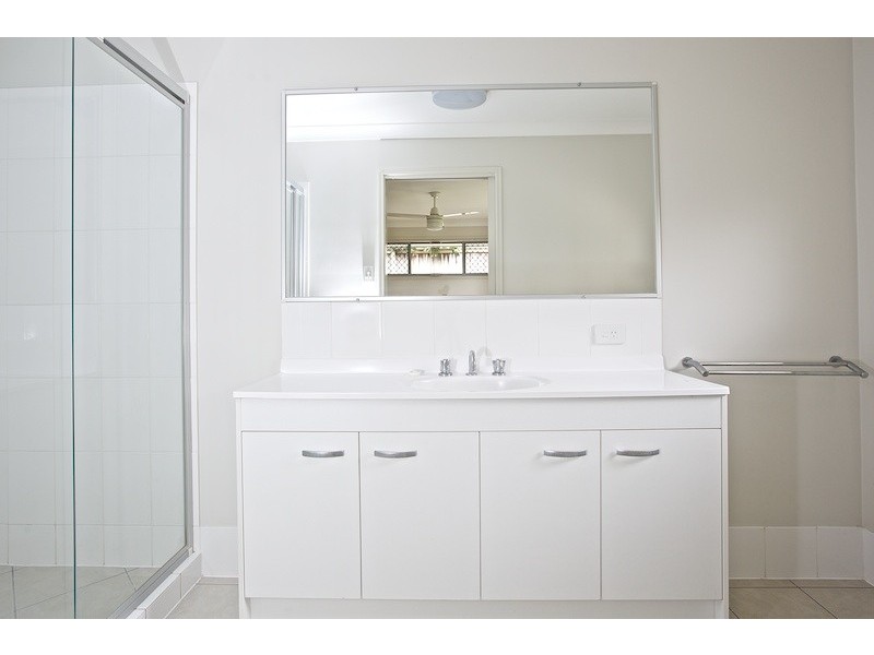 11 Brookvale Drive, Victoria Point QLD 4165