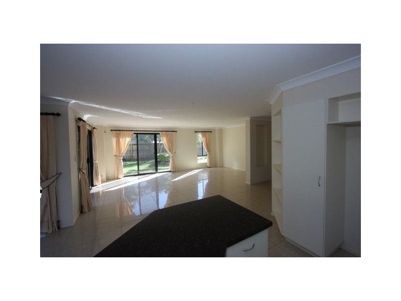 25 Thornlands Road, Thornlands QLD 4164