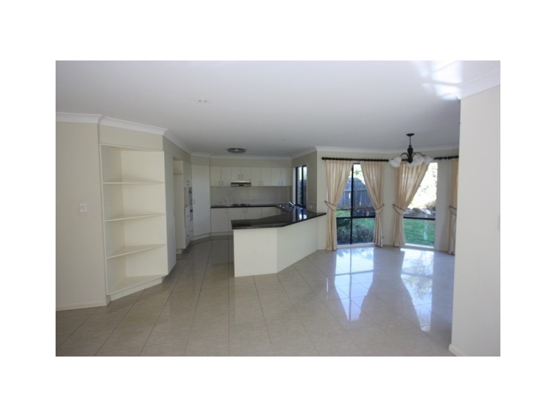 25 Thornlands Road, Thornlands QLD 4164