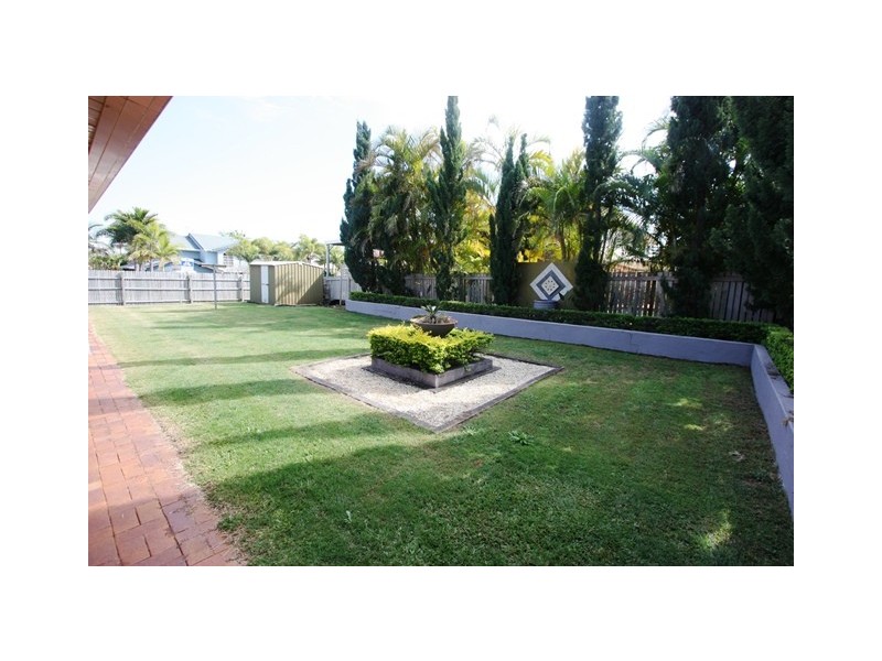 8 Sophie Court, Wellington Point QLD 4160