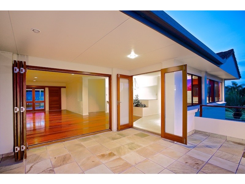 12 Outlook Parade, Ormiston QLD 4160