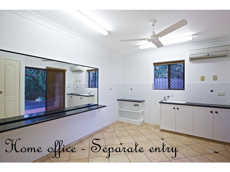 12 Outlook Parade, Ormiston QLD 4160