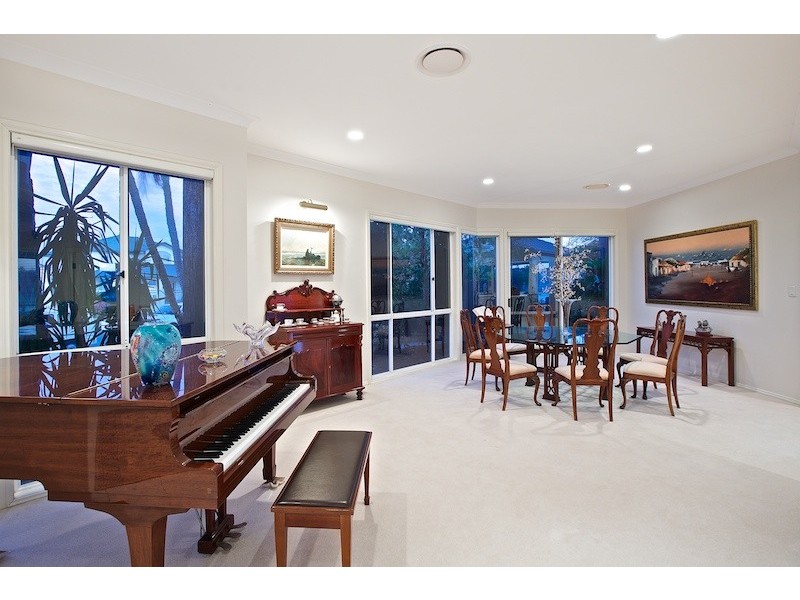 23 Seahaven Court, Raby Bay QLD 4163