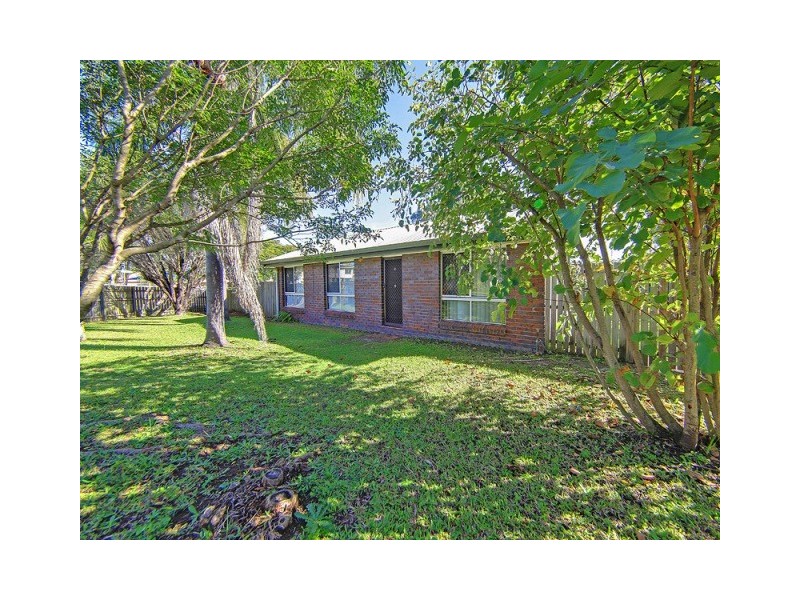 13 Wunulla Street, Thorneside QLD 4158