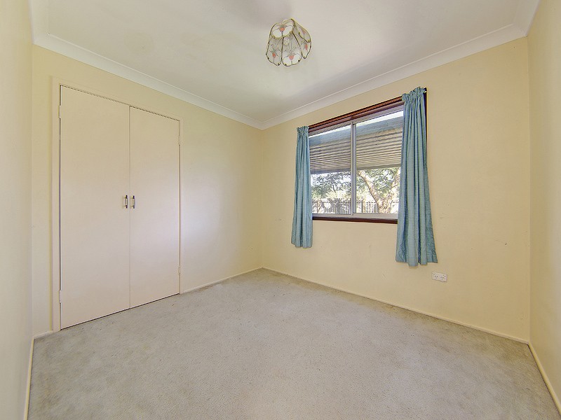 13 Wunulla Street, Thorneside QLD 4158