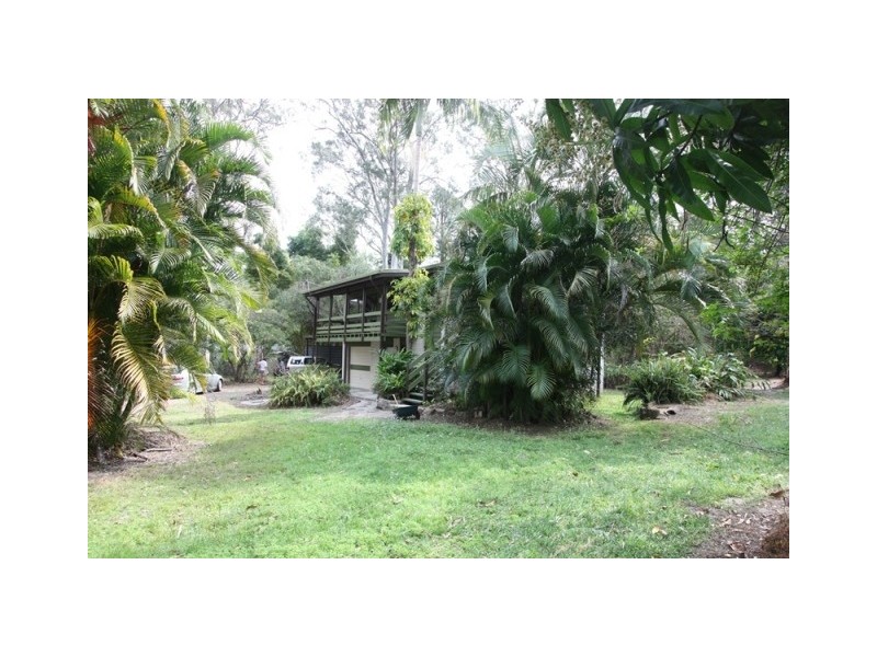 41 Vine Street, Redland Bay QLD 4165