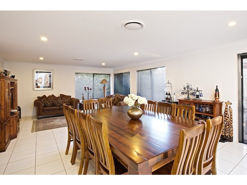 12 Ghost Gum Close, Thornlands QLD 4164