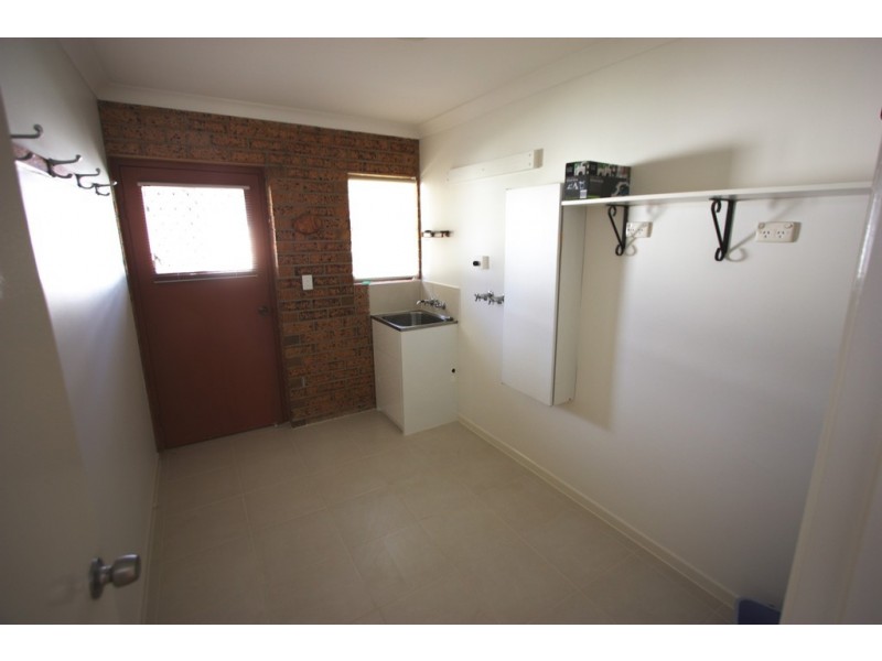 13 Angela Crescent, Cleveland QLD 4163