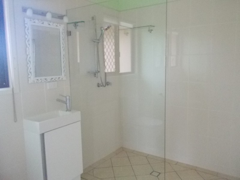 27 Juanita Street, Birkdale QLD 4159