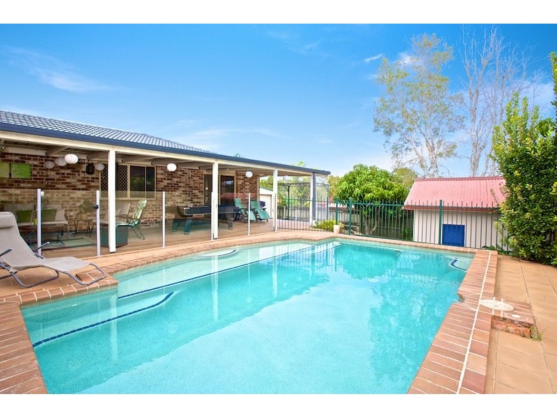 13 Turner Crescent, Wellington Point QLD 4160