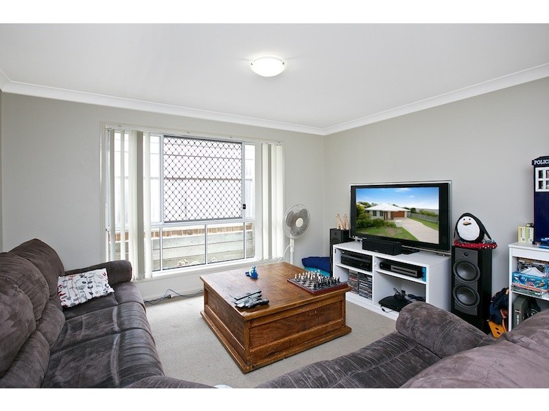 33 Elysian Street, Victoria Point QLD 4165