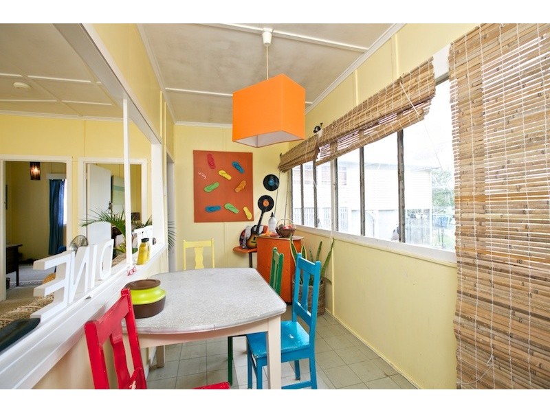 147 Passage Street, Cleveland QLD 4163