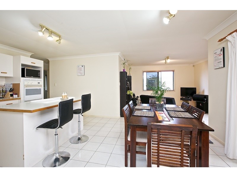 5 Byng Road, Birkdale QLD 4159