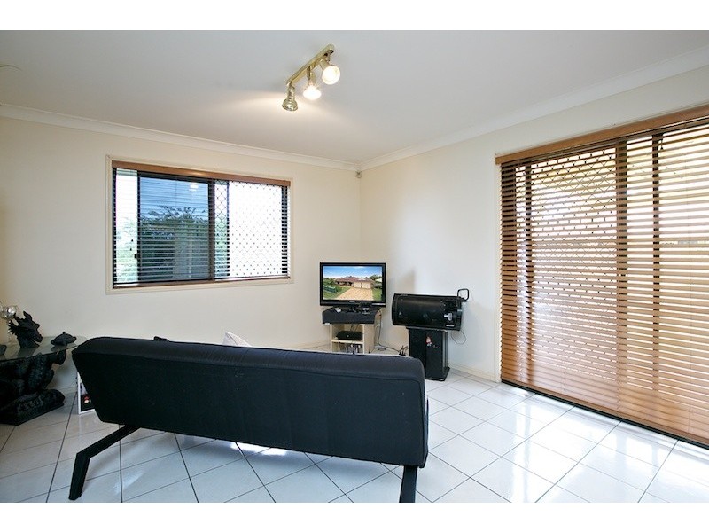 5 Byng Road, Birkdale QLD 4159