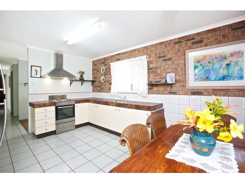 49 McLeod Street, Cleveland QLD 4163