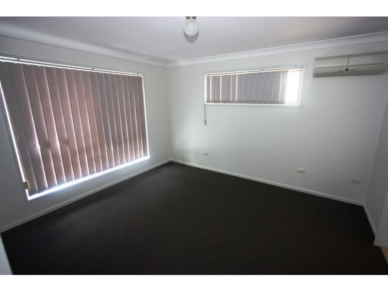 64 sunshine Drive, Cleveland QLD 4163