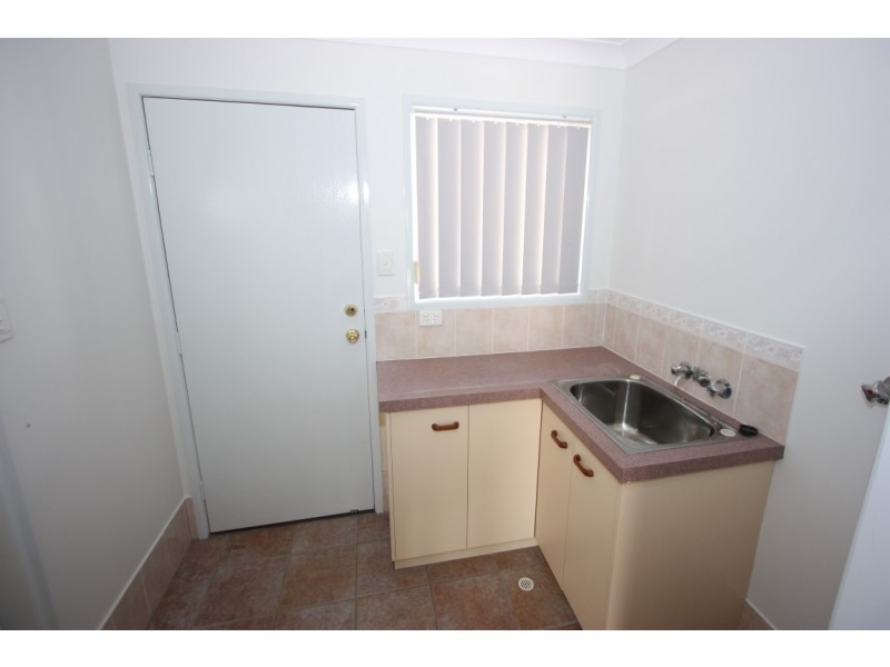 64 sunshine Drive, Cleveland QLD 4163