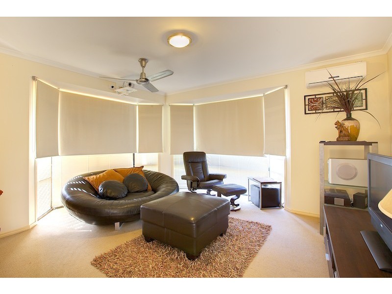 11 Baythorn Drive, Thornlands QLD 4164