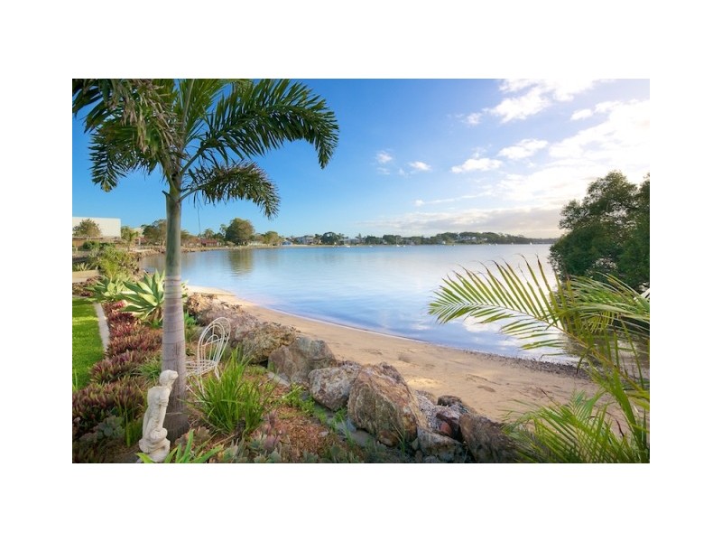 31 Base Street, Victoria Point QLD 4165