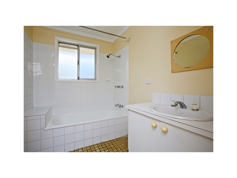 28 Plymstock St, Alexandra Hills QLD 4161