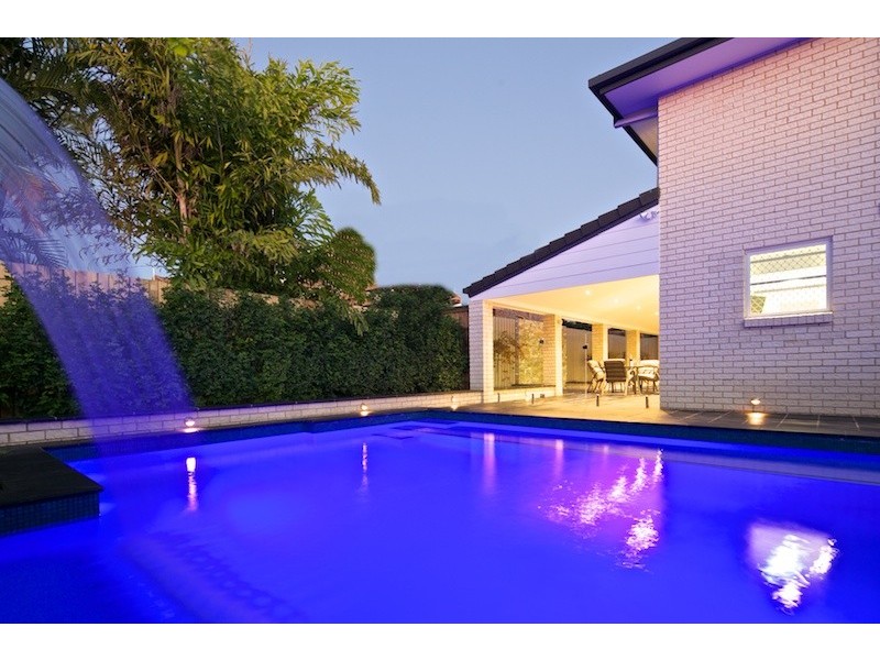 1 Peters Court, Wellington Point QLD 4160