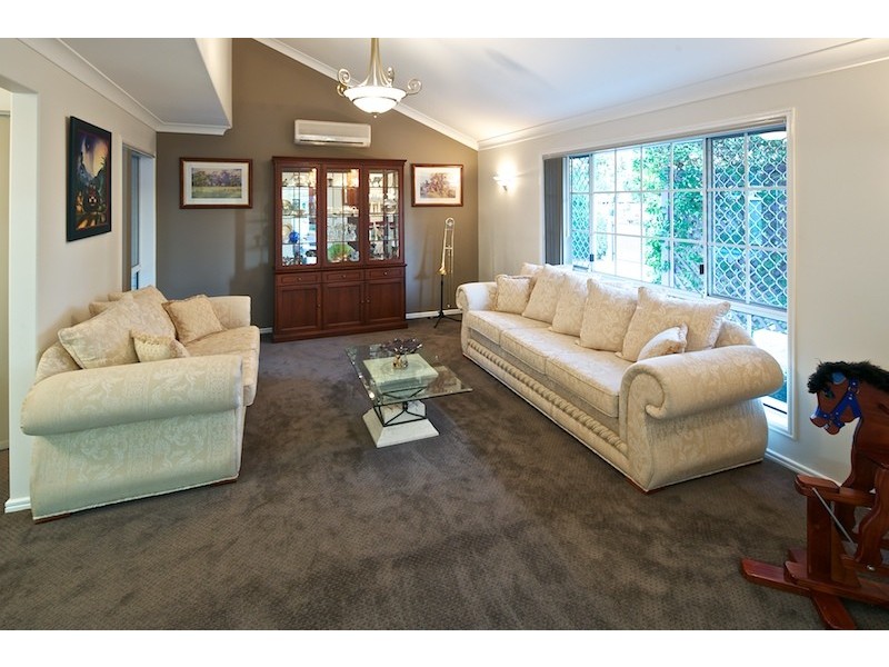 1 Peters Court, Wellington Point QLD 4160