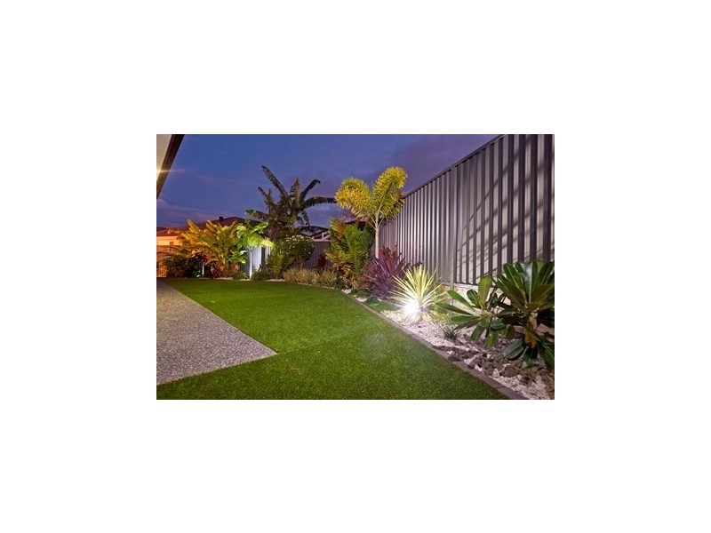 2 Evelyn Court, Wellington Point QLD 4160