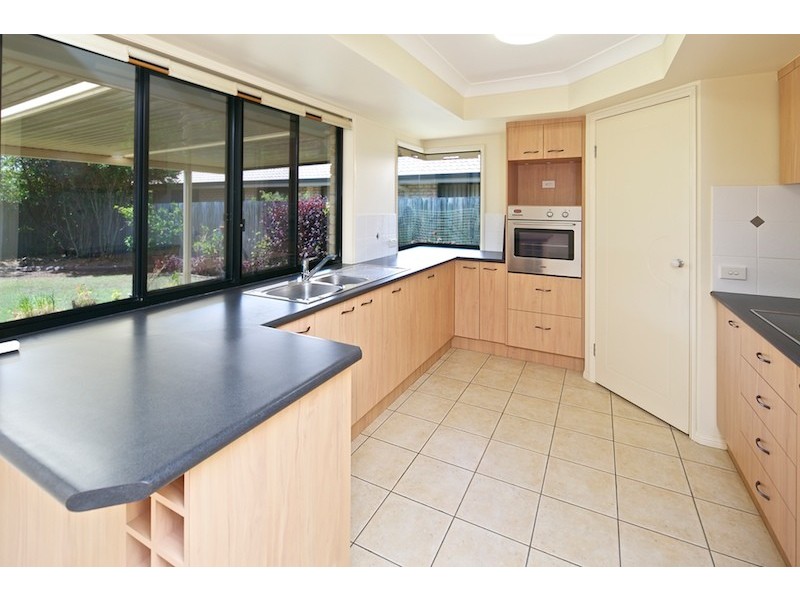 65 South Street, Cleveland QLD 4163