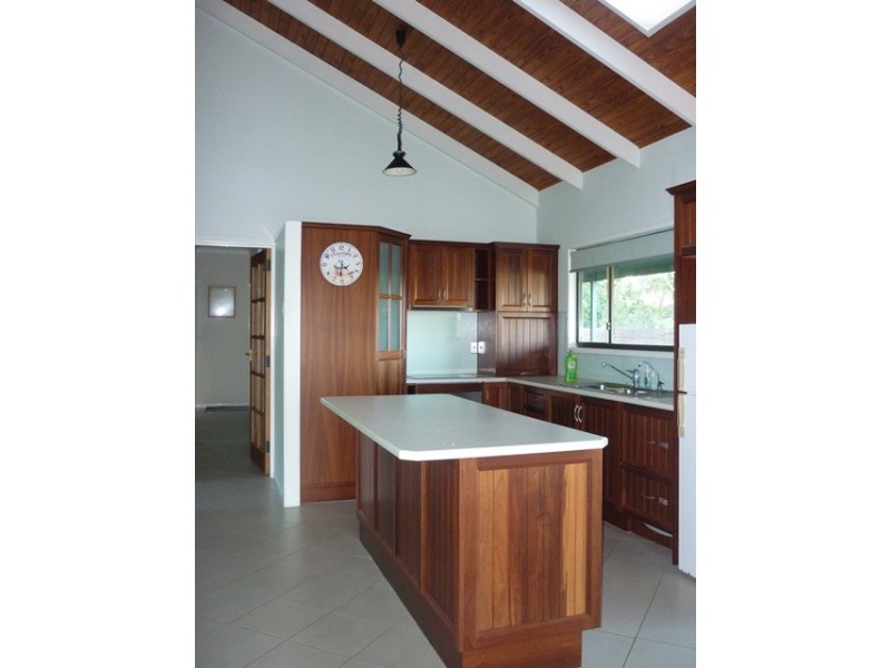 4 Kingsbury Court, Alexandra Hills QLD 4161