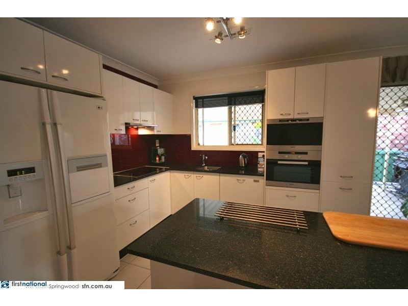 3 Campese Way, Daisy Hill QLD 4127