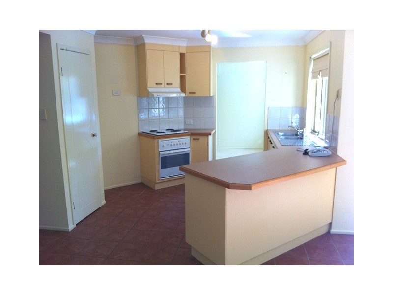 10 Ivanhoe Place, Capalaba QLD 4157