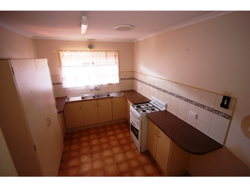 4 Michelle court, Cleveland QLD 4163