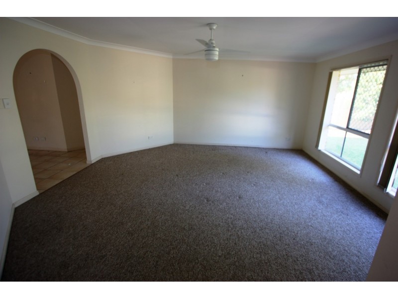 2/7 Alarna Street, Victoria Point QLD 4165