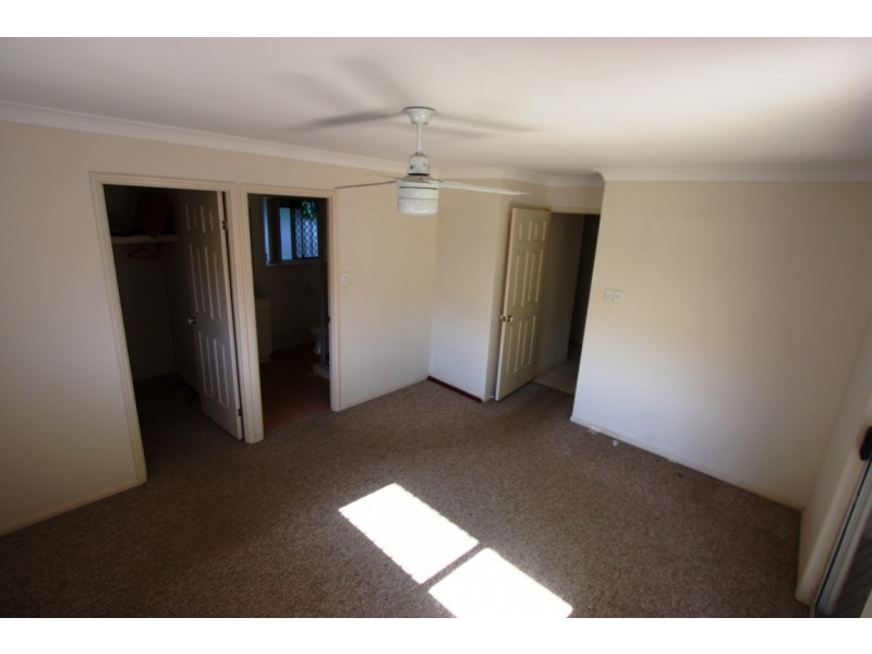 2/7 Alarna Street, Victoria Point QLD 4165
