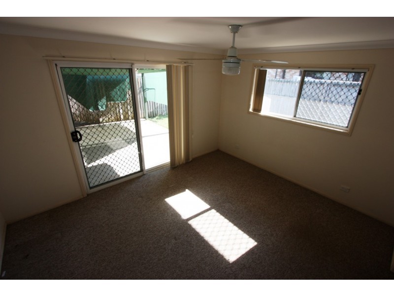 2/7 Alarna Street, Victoria Point QLD 4165