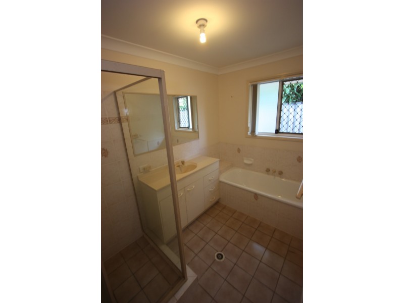 2/7 Alarna Street, Victoria Point QLD 4165