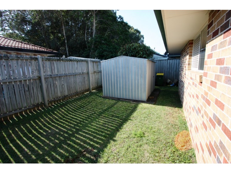 2/7 Alarna Street, Victoria Point QLD 4165