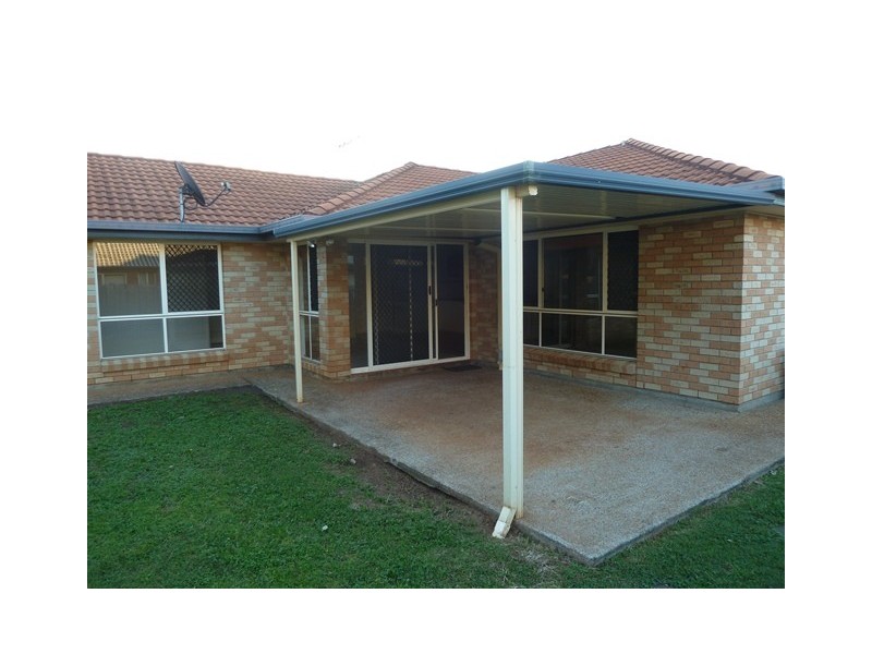 4 Jacaranda Place, Ormiston QLD 4160