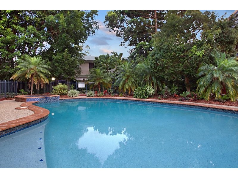 18/11 Wharf Street, Cleveland QLD 4163