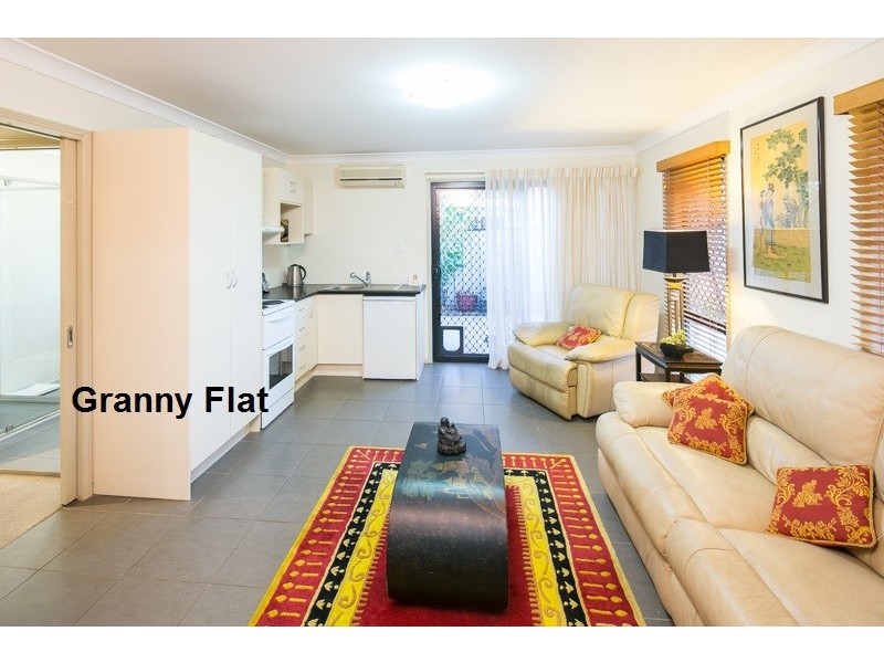 26 Wirra Circuit, Wynnum West QLD 4178