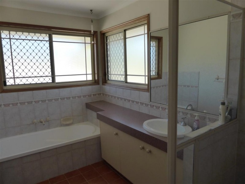 17 Pangela Court, Alexandra Hills QLD 4161